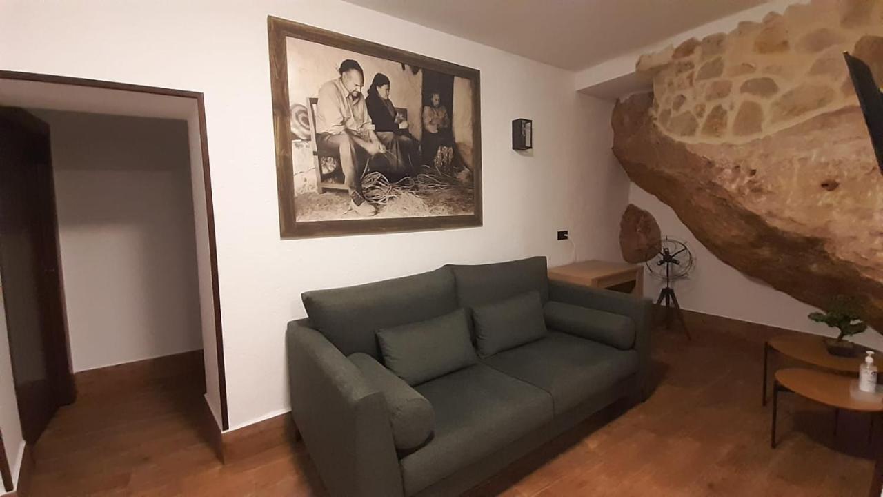 Alojamientos Rurales Entre Rocas Айна Екстериор снимка
